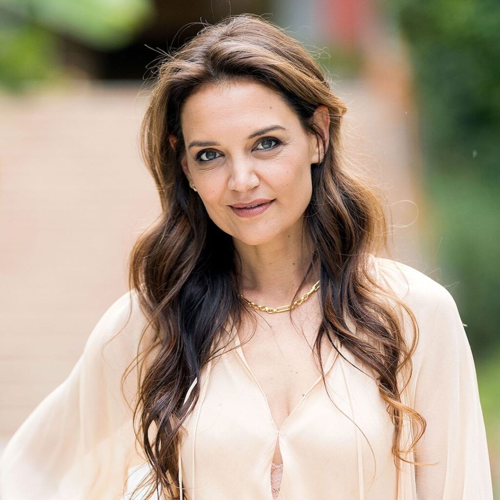 Katie Holmes Sets the Record Straight About Daughter Suri’s Finances