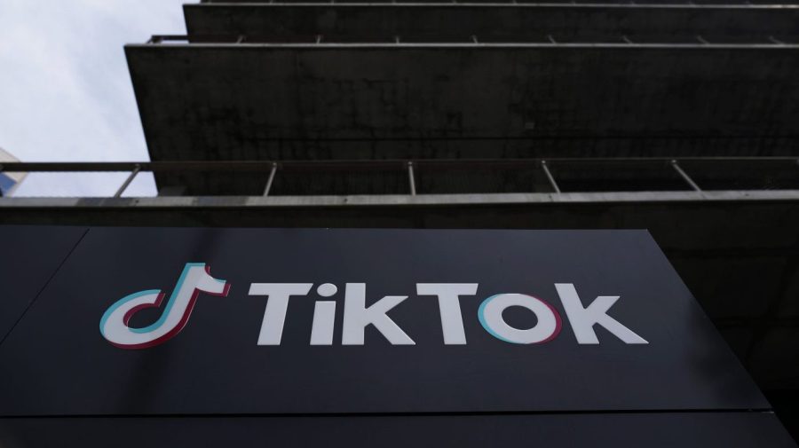 DOJ calls on Supreme Court to deny Trump's request to delay TikTok ban