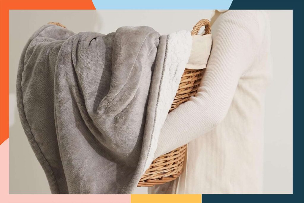 This Heated Blanket That Gets ‘Toasty-Warm’ Is on Sale at Amazon