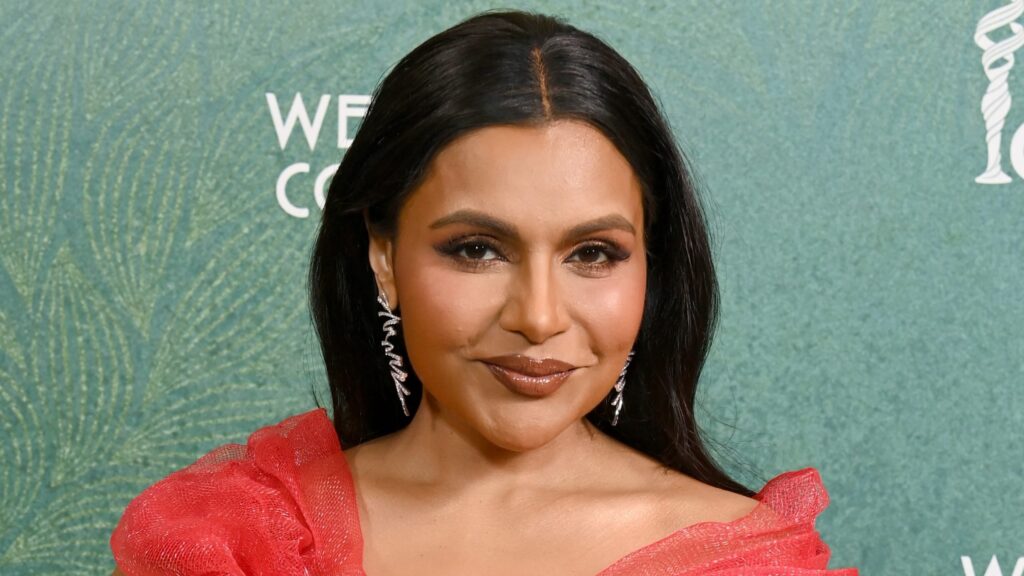 Mindy Kaling Displays Ultra-Slim Figure, Stirs Ozempic Rumors