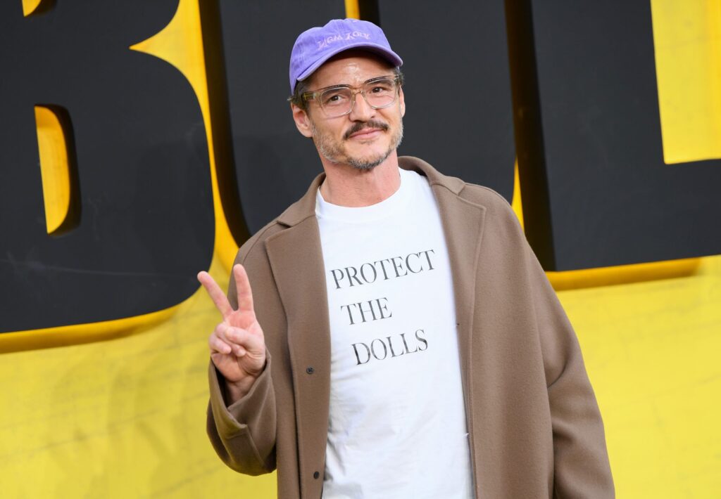 Pedro Pascal DESTROYS J.K. Rowling as a “Heinous Loser”