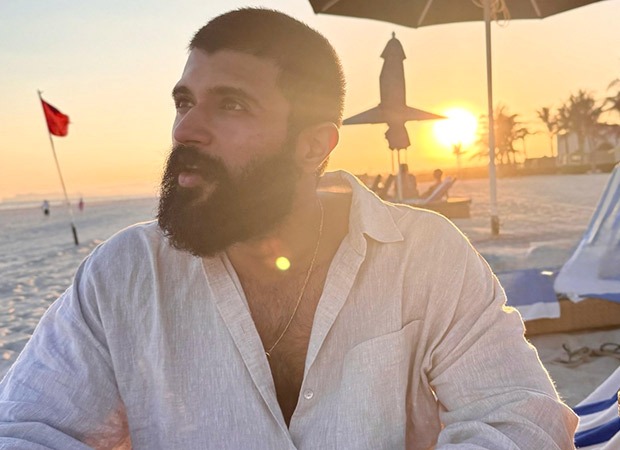 Vijay Deverakonda’s coolest summer wardrobe picks to beat the heat in style : Bollywood News