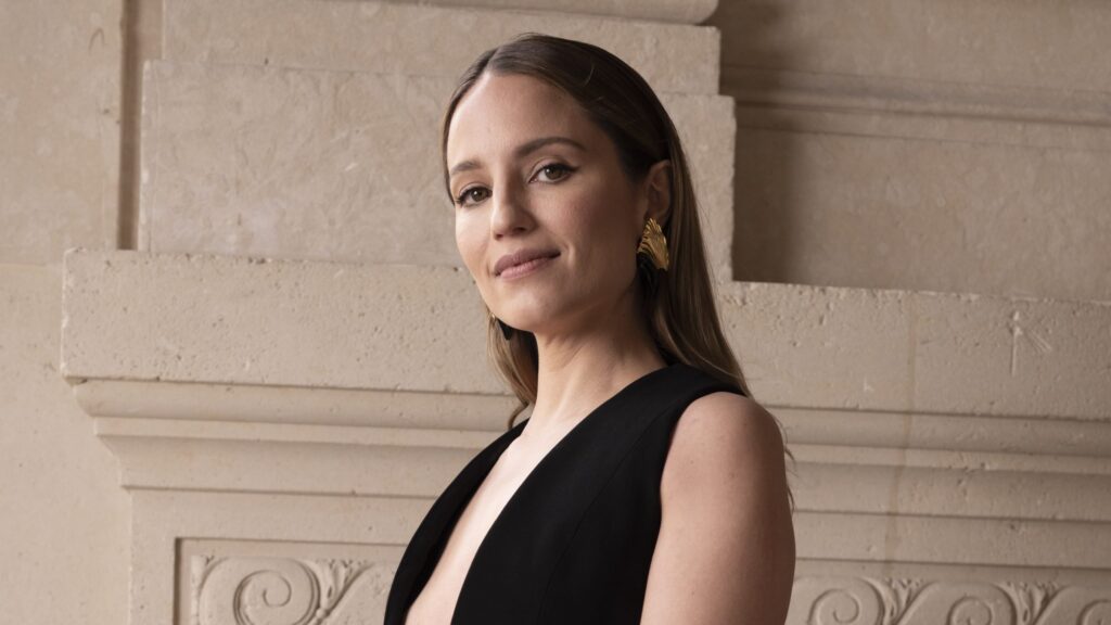 Dianna Agron Accent Draws Unkind Hilaria Baldwin Comparisons