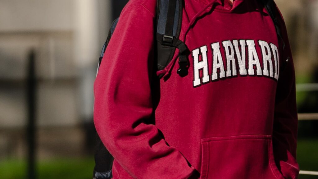 Harvard blocked by DHS from enrolling international students