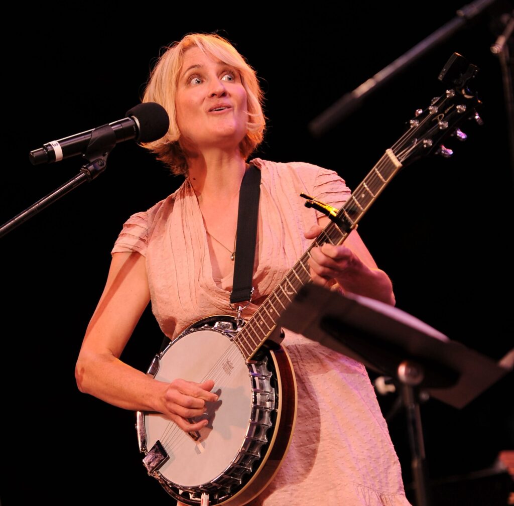 Groundbreaking Singer Gone at 66
