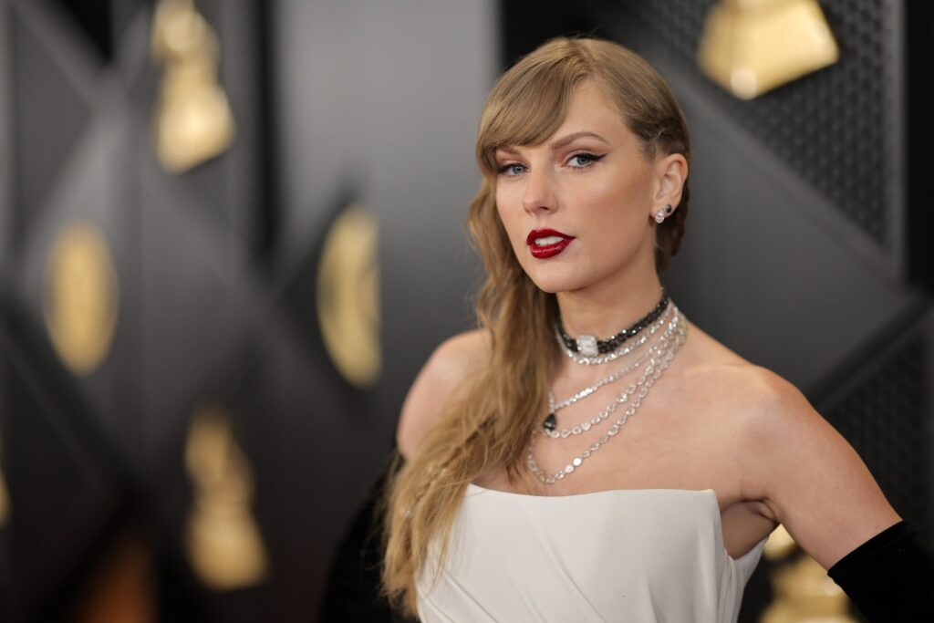 Taylor Swift Has ‘Halted’ Her Friendship With Blake Lively Amid Blackmail Allegations: Report