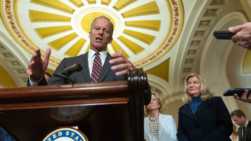 Morning Report — Trump expands list of targets for his ire