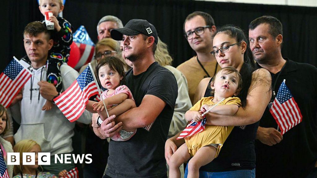 First group lands in US