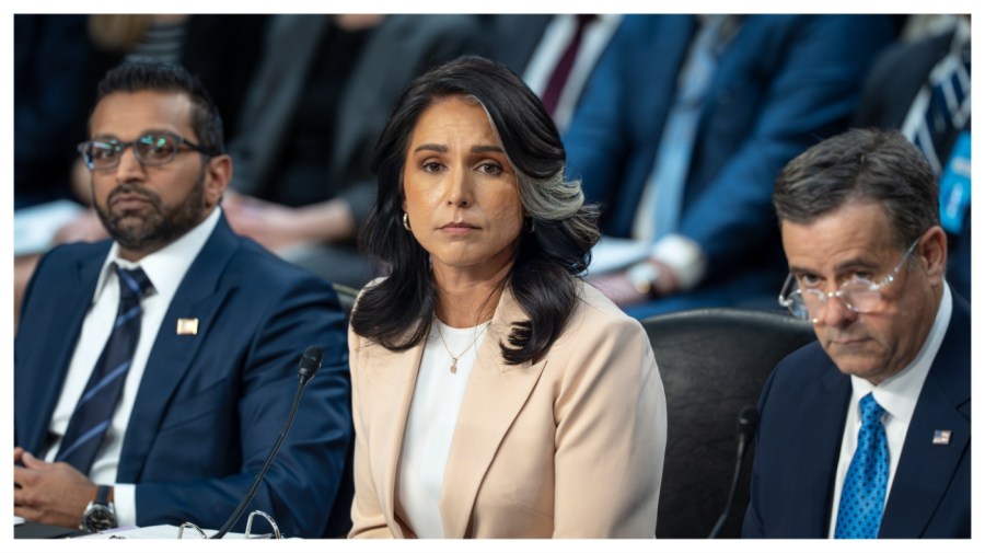 Gabbard: Comey 'issuing a hit' on Trump, should be 'put behind bars'