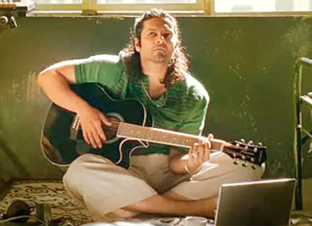Ali Fazal on learning guitar for over a month for Metro… In Dino; says, “I wanted to make sure that every time I played on screen, it felt honest” : Bollywood News