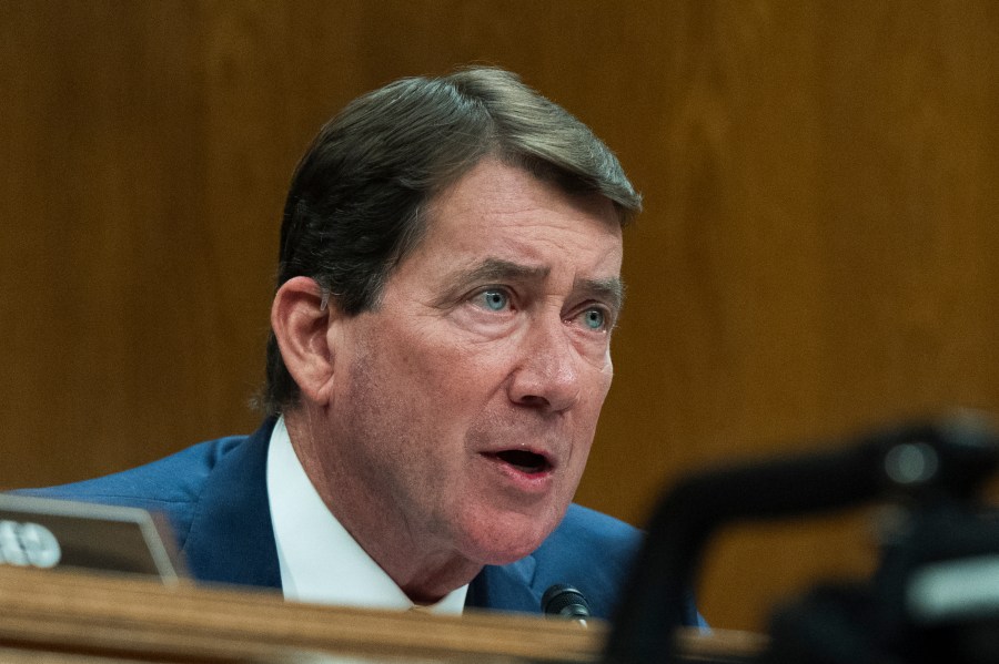 Senate passes crypto regulations, sends to House without addressing Trump's investments