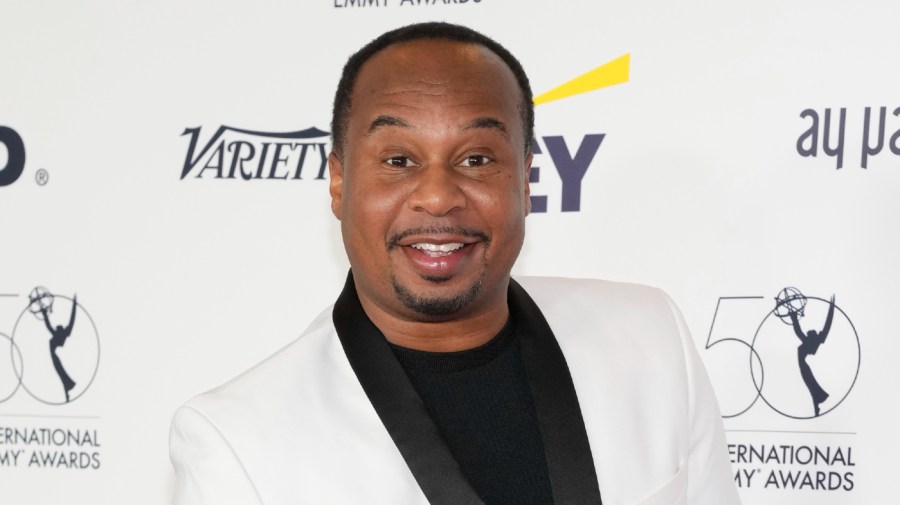Roy Wood Jr. knocks White House, CNN at Peabody Awards